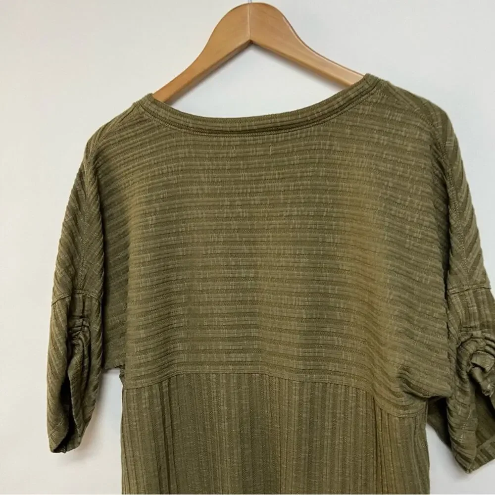 Max Studio Ribbed Short Sleeve Sweater Knit Top Olive Green Loose Fit Medium_9